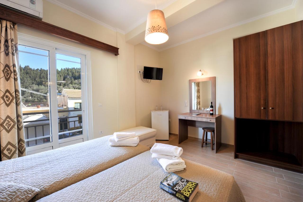 Ilios Hotel Lakka  Bagian luar foto