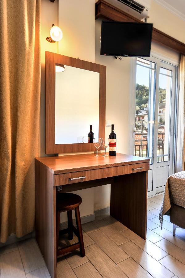 Ilios Hotel Lakka  Bagian luar foto