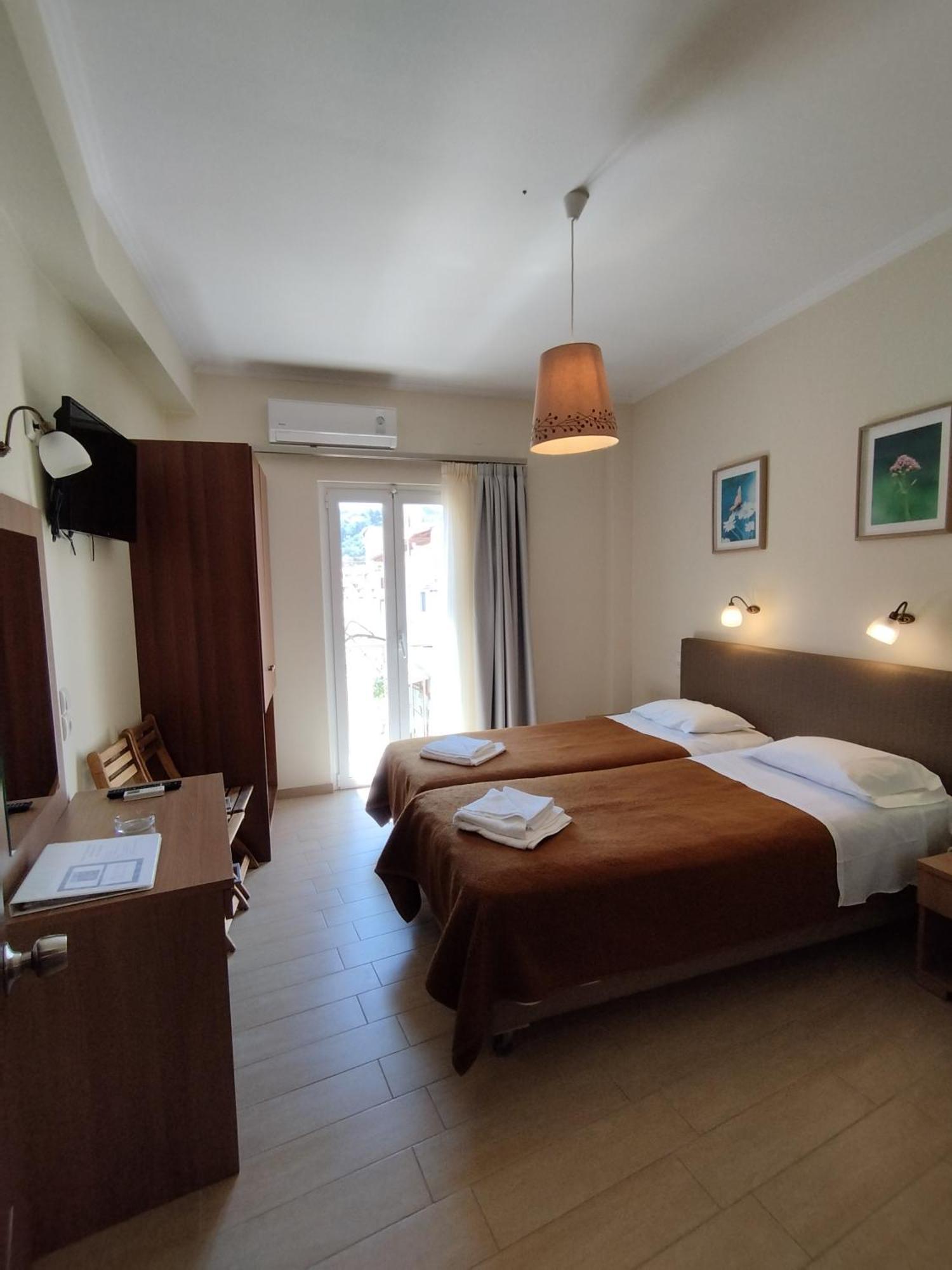 Ilios Hotel Lakka  Bagian luar foto